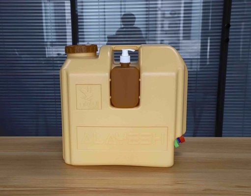 Cubo de agua de 5 galones con grifo